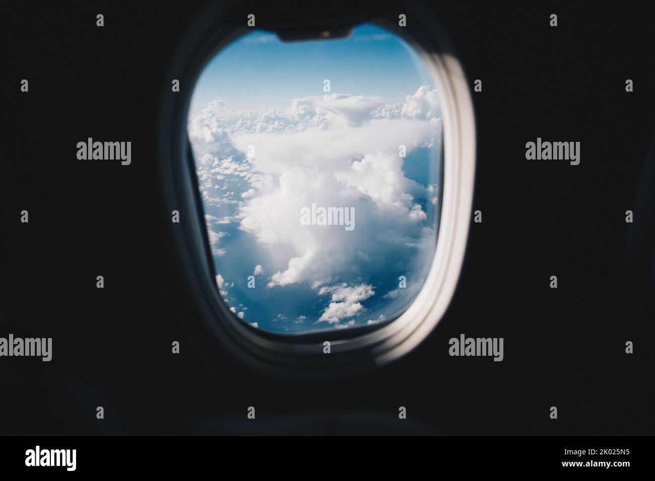 Airplane window view hi-res stock photography and images - Alamy