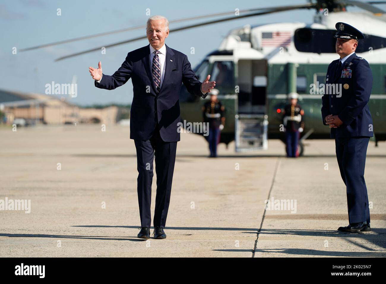U.S. President Joe Biden walks to board Air Force One to travel to Columbus, Ohio, from Joint Base Andrews in Maryland, U.S. September 9, 2022. REUTERS/Joshua Roberts Stock Photo