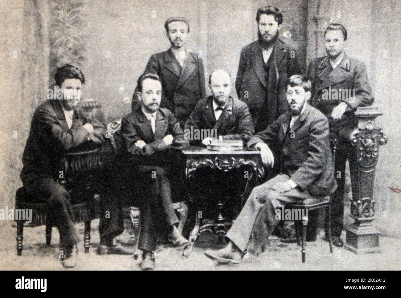 Members of the Union of Struggle for the Liberation of the Working Class (from left to right:) V.V. Starkov, G.M. Krzhizhanovsky, A.L. Malchenko, V.I. Lenin, P.K. Zaporozhets, Yu.O. Martov, A.A. Vaneev. Photo of 1895. Stock Photo