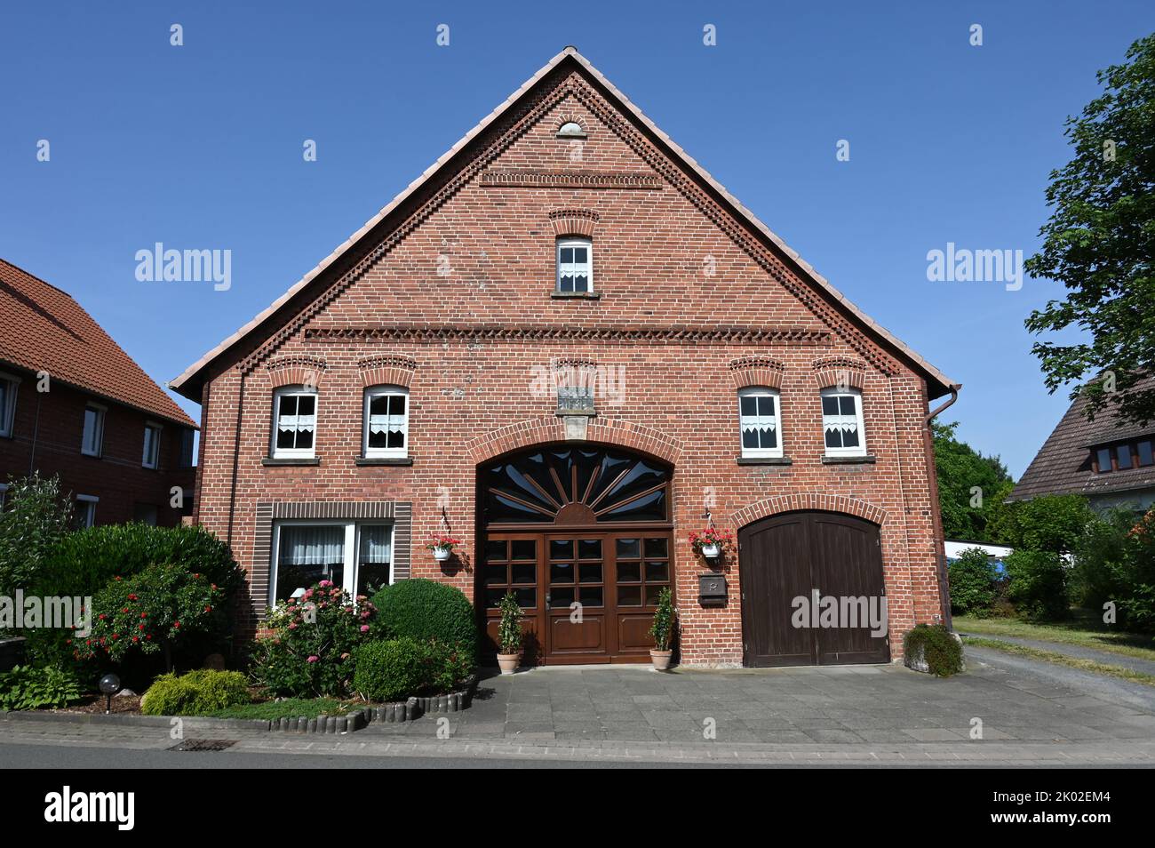 Traditional Schaumburg farmhouse in Hohnhorst Stock Photo