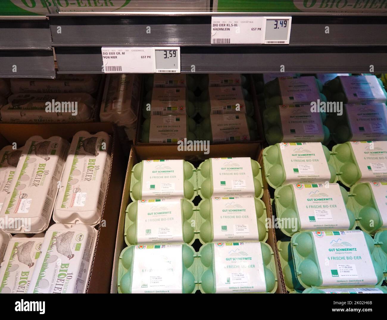 (220909) -- BERLIN, Sept. 9, 2022 (Xinhua) -- Eggs are for sale in a supermarket in Berlin, Germany, Sept. 6, 2022.  After falling for two months, inflation in Germany bounced back to 7.9 percent in August, a record high level, according to preliminary figures by the Federal Statistical Office (Destatis). Food prices rose about twice as fast as the overall inflation, while energy prices increased by 35.6 percent year-on-year. (Xinhua/Ren Pengfei) Stock Photo