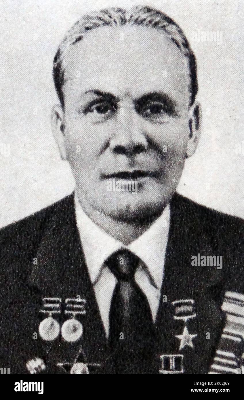 Sergey gavrilovich simonov 1894 1986 russian weapons designer hires