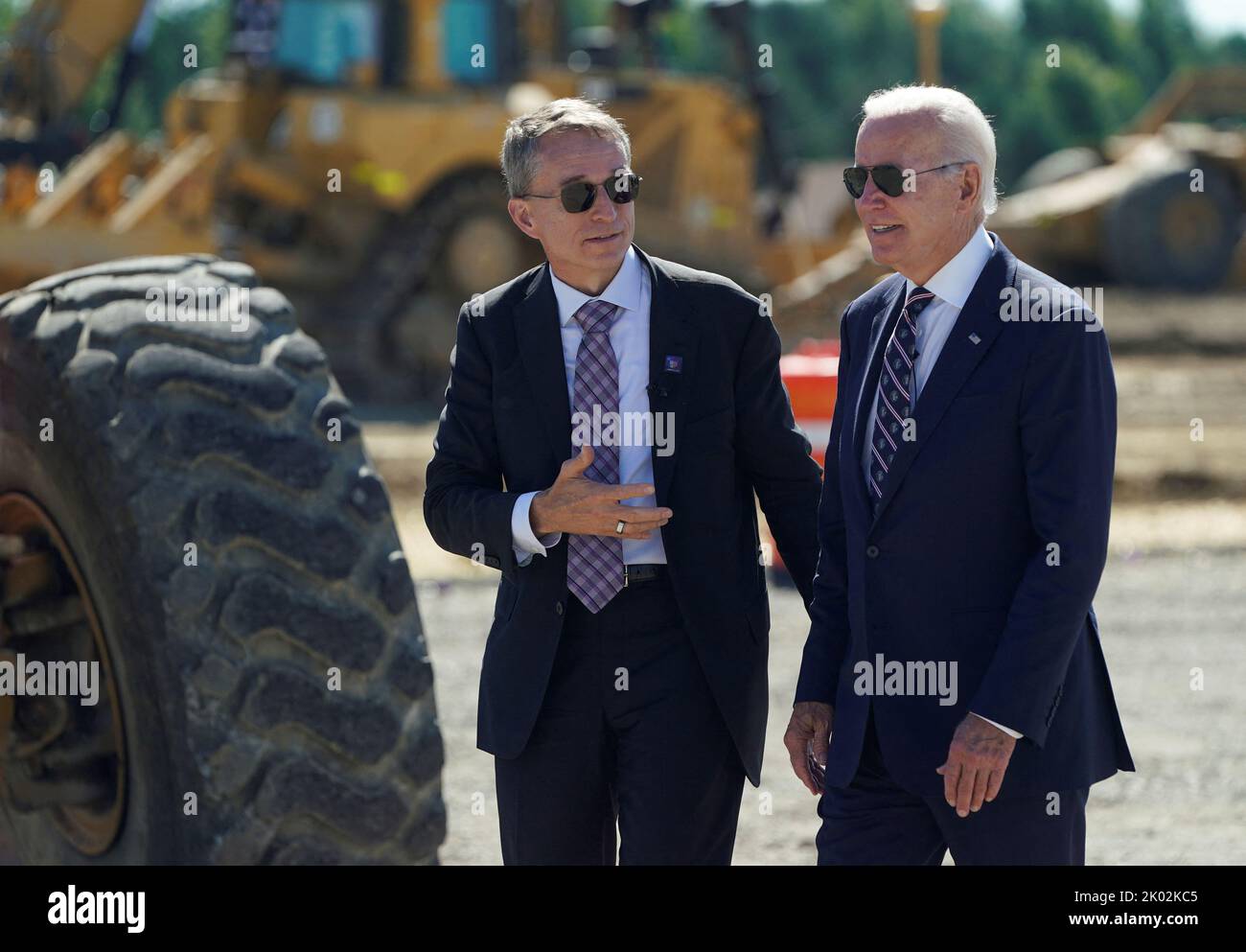 U.S. President Joe Biden walks with Intel CEO Pat Gelsinger as he attends the groundbreaking of the new Intel semiconductor manufacturing facility in New Albany, Ohio, U.S., September 9, 2022. REUTERS/Joshua Roberts Stock Photo