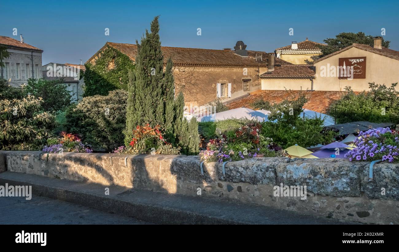 Houses in Le Somail near the Canal du Midi. Stock Photo