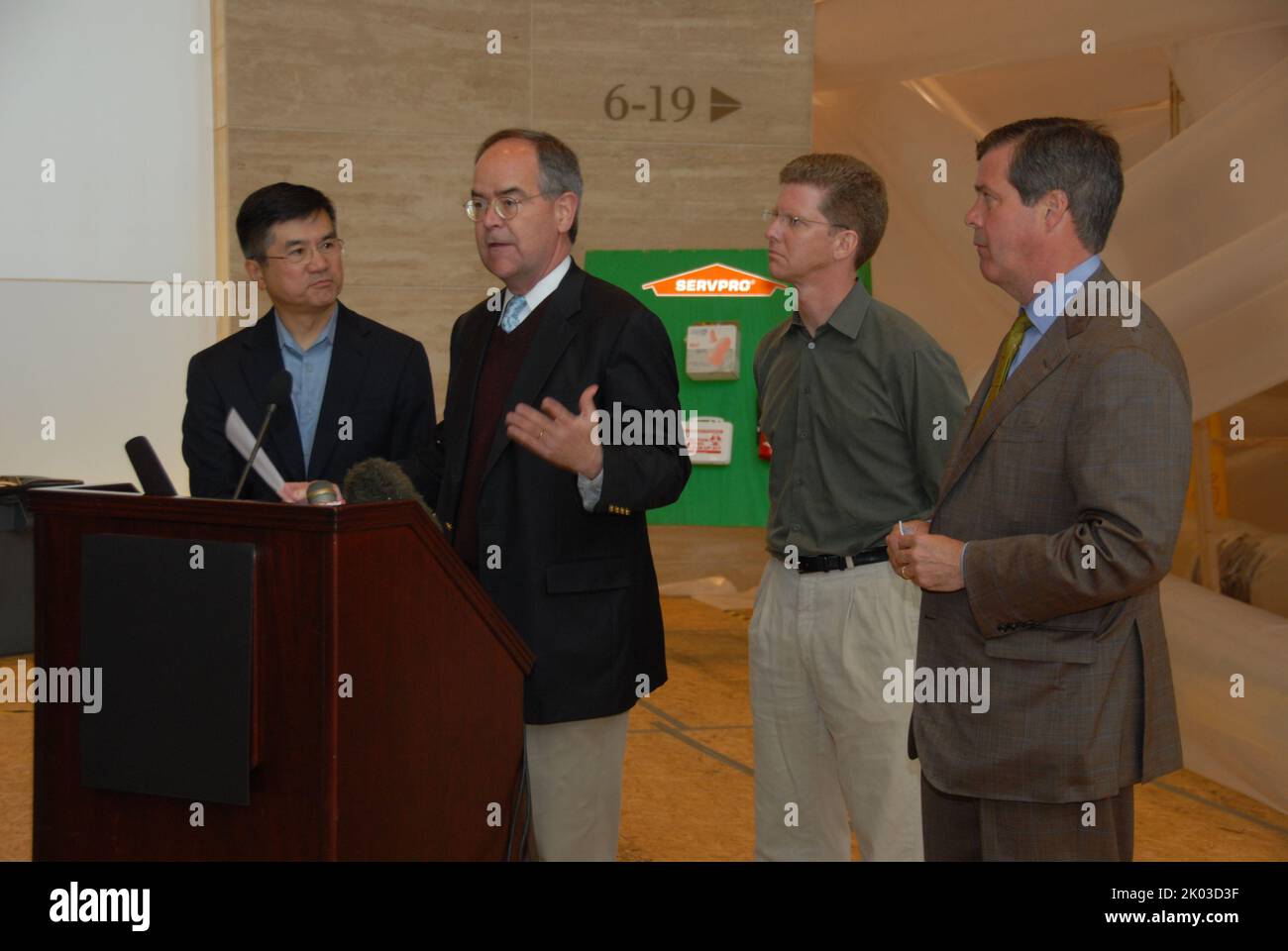 Nashville, Tennessee, visited by HUD Secretary Shaun Donovan and Commerce Secretary Gary Locke