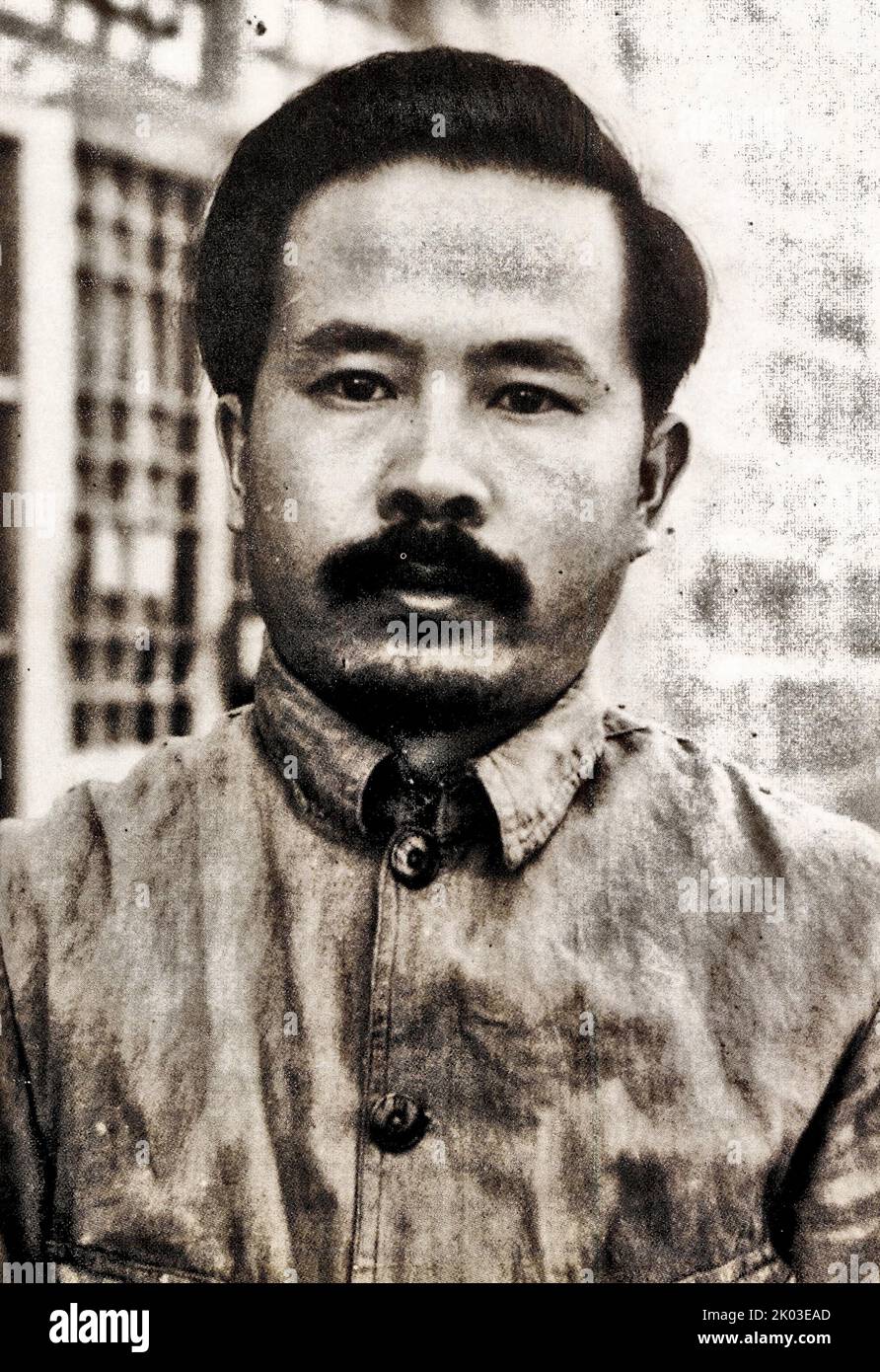 Ren Bishi in Yangjialing, Yan'an. On March 20th, the Politburo meeting of the Chinese Communist Party Central Committee decided that the Secretariat of the Central Committee, composed of Mao Zedong, Liu Shaoqi and Ren Bishi, would handle daily work according to the policy decided by the Politburo. Stock Photo