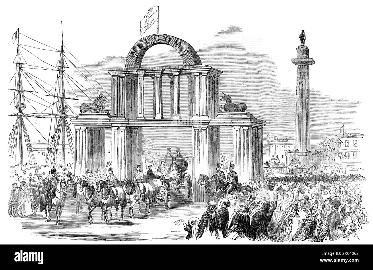 Arch in Whitefriars at the Wilberforce Column, Hull, 1854. Queen Victoria visits Yorkshire. '...dense crowds...assembled in front of the hotel...and thronged the principal thoroughfares of the town, which soon became almost impassable...The inhabitants testified their loyal devotion by an illumination so general, that, along whole lines of streets, scarcely a house could be seen which had not a device of some kind or other. The chief display was in the Market-place and in Whitefriargate, where triumphal arches blazed with light, and the Wilberforce monument and the gilded statue of King Willia Stock Photo