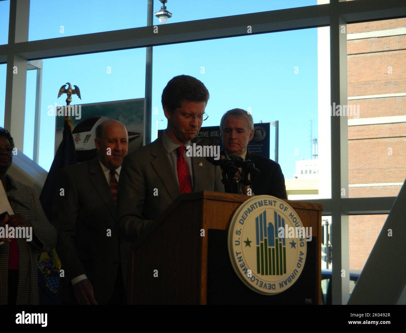 visit-of-secretary-shaun-donovan-to-milwaukee-wisconsin-where-he