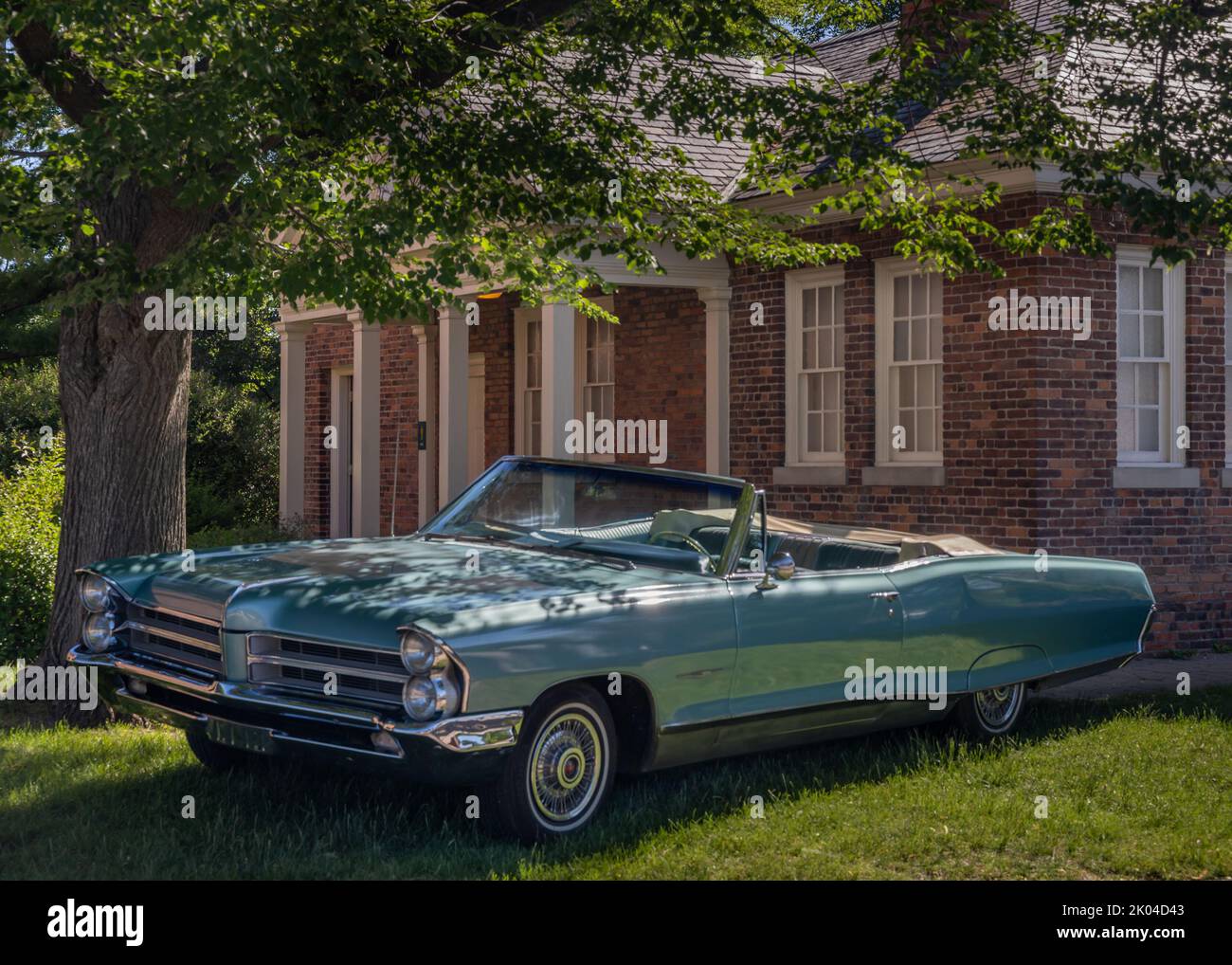 DEARBORN, MI/USA - JUNE 18, 2022: A 1965 Pontiac Bonneville car at the Henry Ford (THF) Motor Muster car show, Greenfield Village, near Detroit. Stock Photo