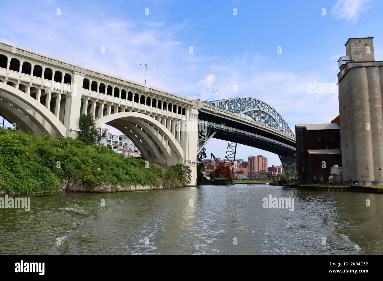 The veterans memorial bridge aka the detroit superior bridge hires