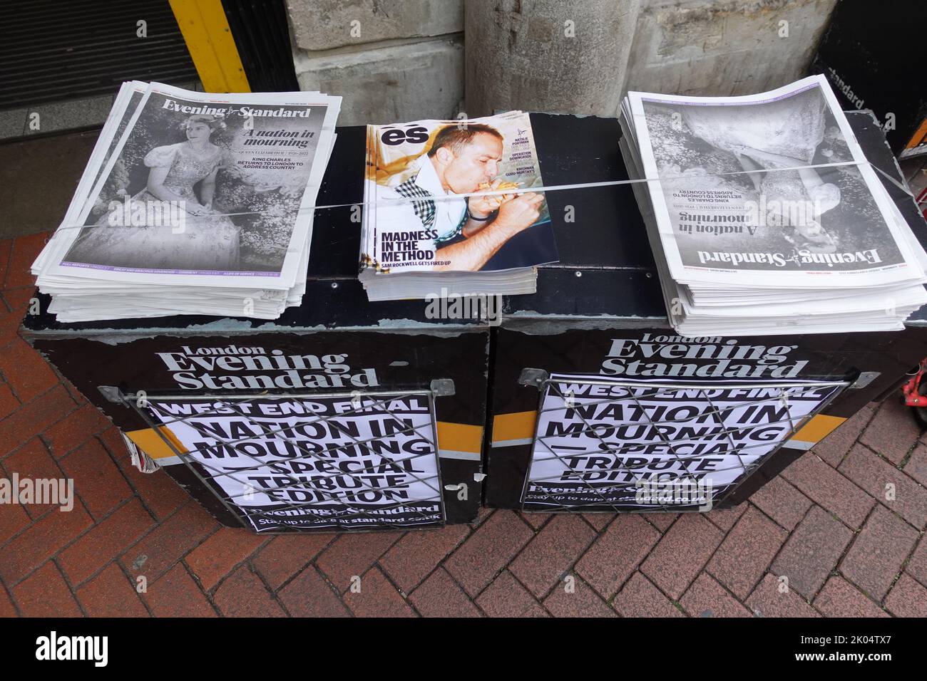 London, Friday 9th September, the day after the death of Queen Elizabeth II. Stock Photo