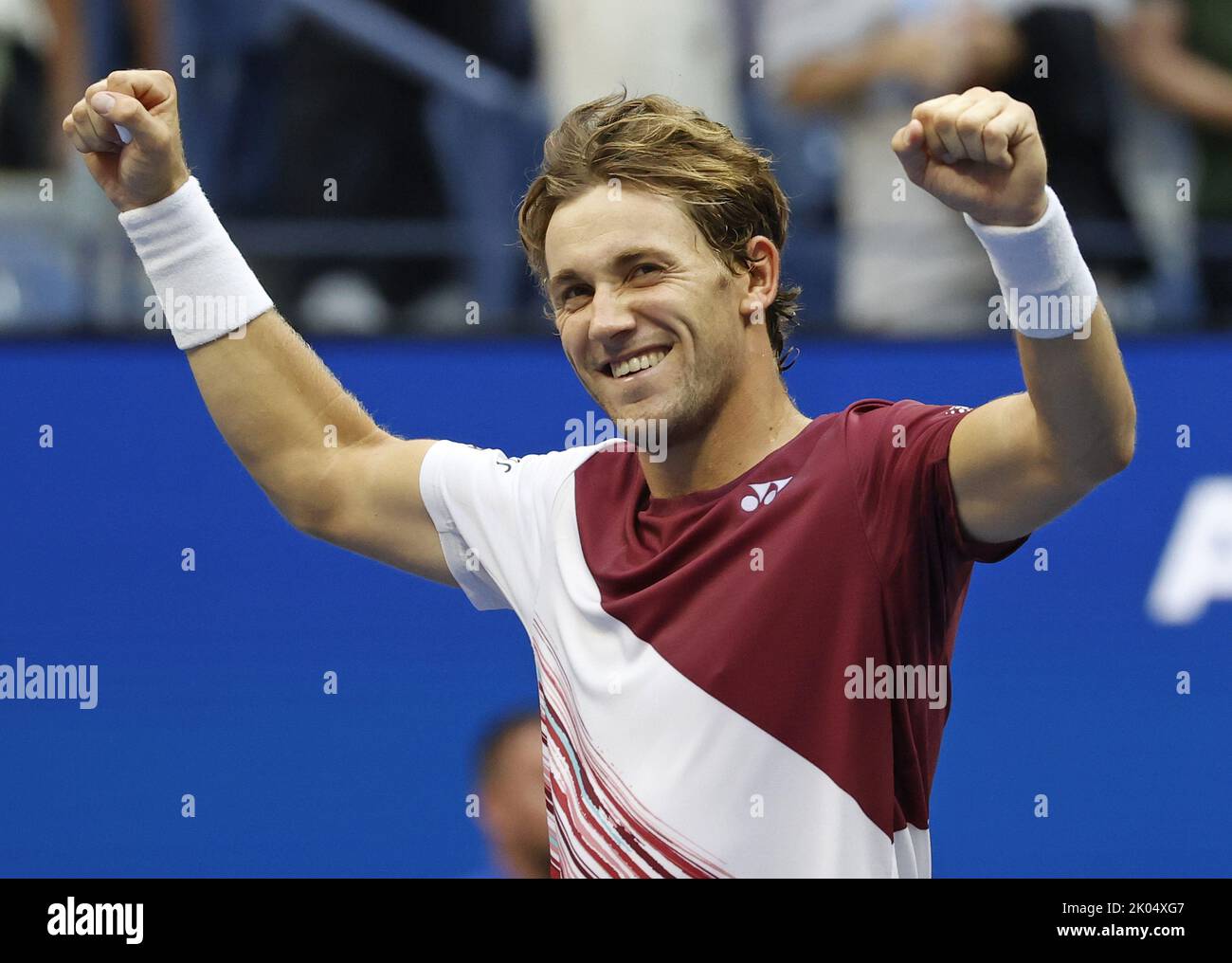 Casper rudd hi-res stock photography and images - Alamy
