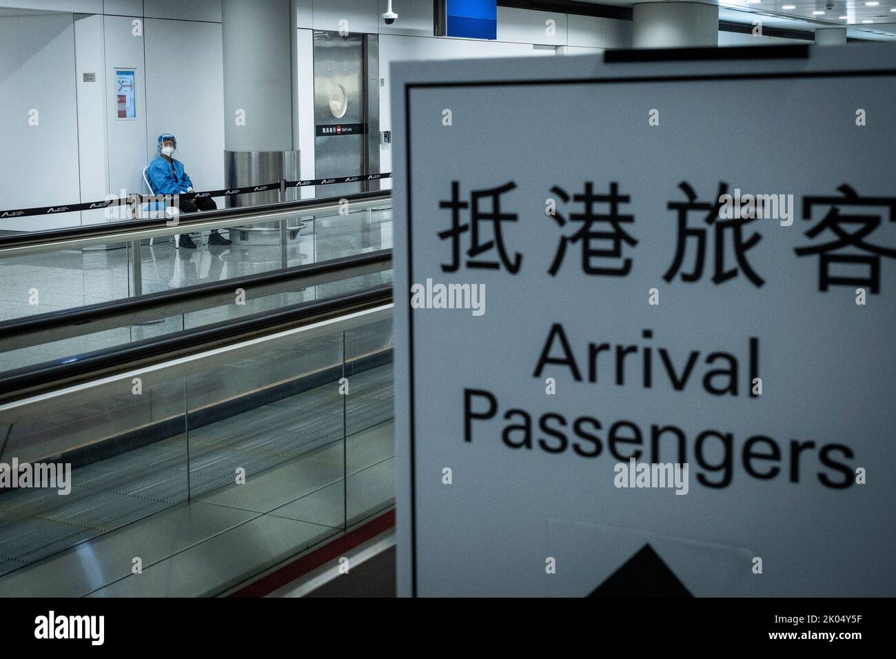 Hong Kong, China. 7th Sep, 2022. A staff wearing a Personal protective