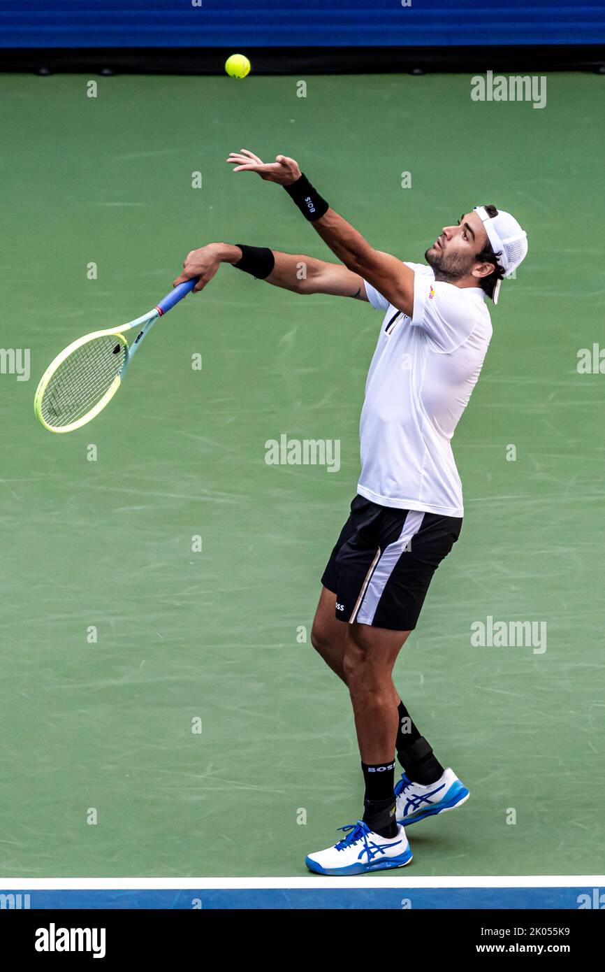 Berrettini matteo hires stock photography and images Alamy