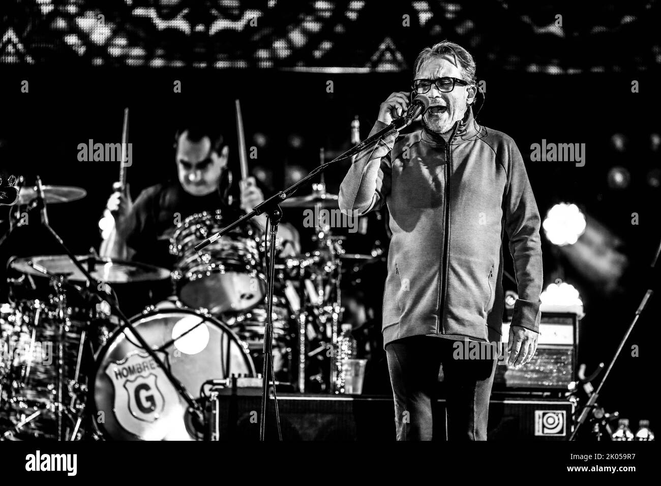 the-rock-bands-in-spanish-of-the-80s-and-90s-men-g-from-spain-and-the