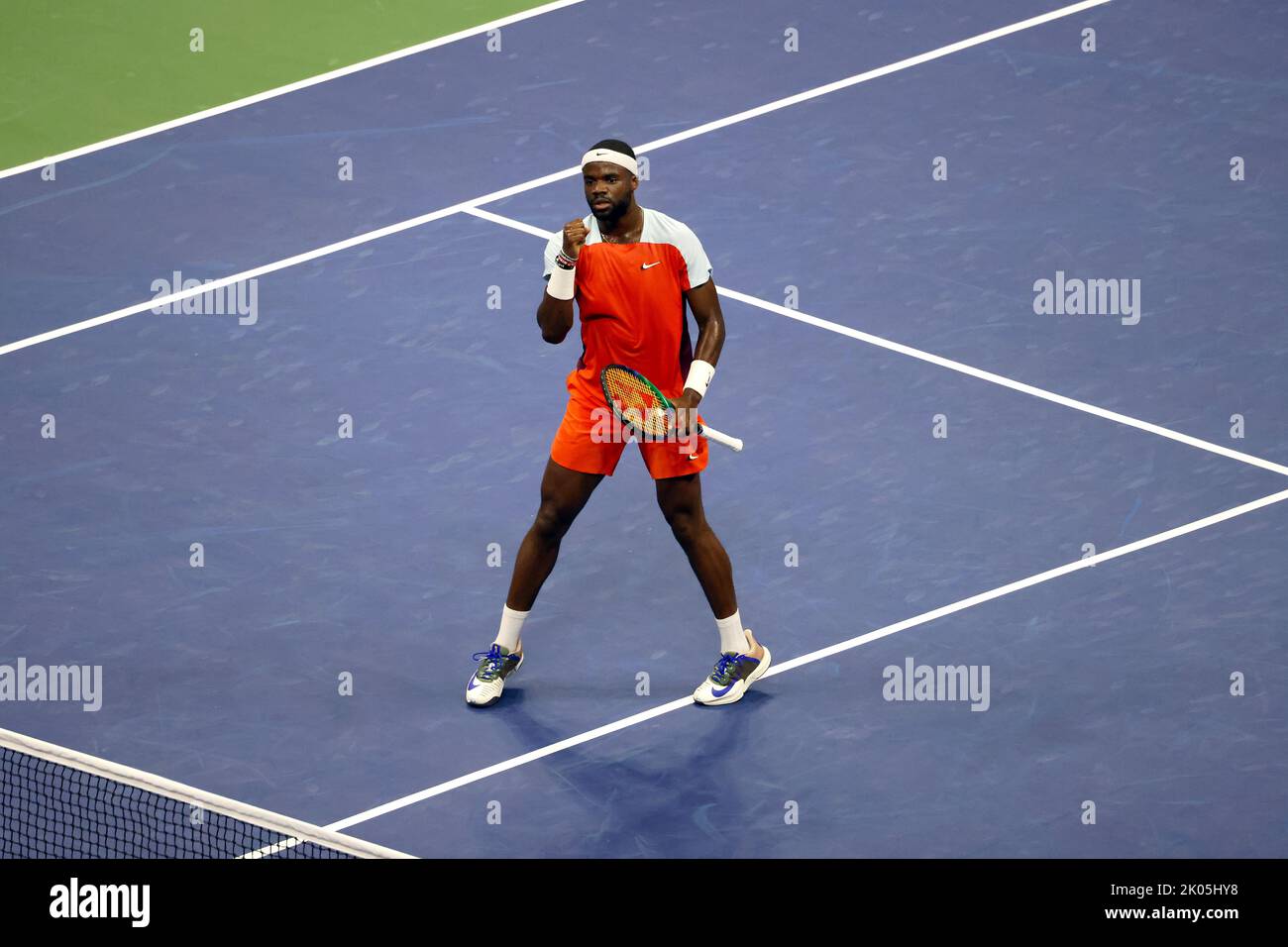 NEW YORK, NY - September 9: Frances Tiafoe of the United States celebrates a point during his semifinal match with Spain's Carlos Alcaraz at USTA Billie Jean King National Tennis Center on September 9, 2022 in New York City. ( Credit: Adam Stoltman/Alamy Live News Stock Photo