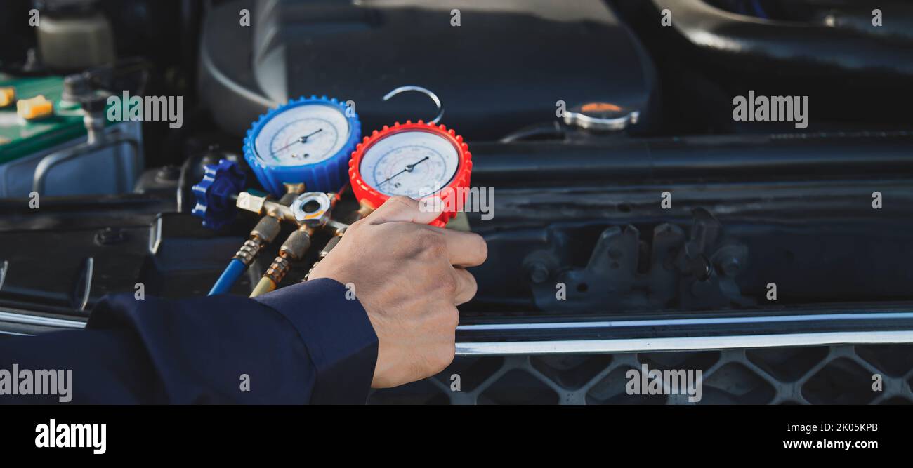 Car air conditioner check service, leak detection, fill refrigerant