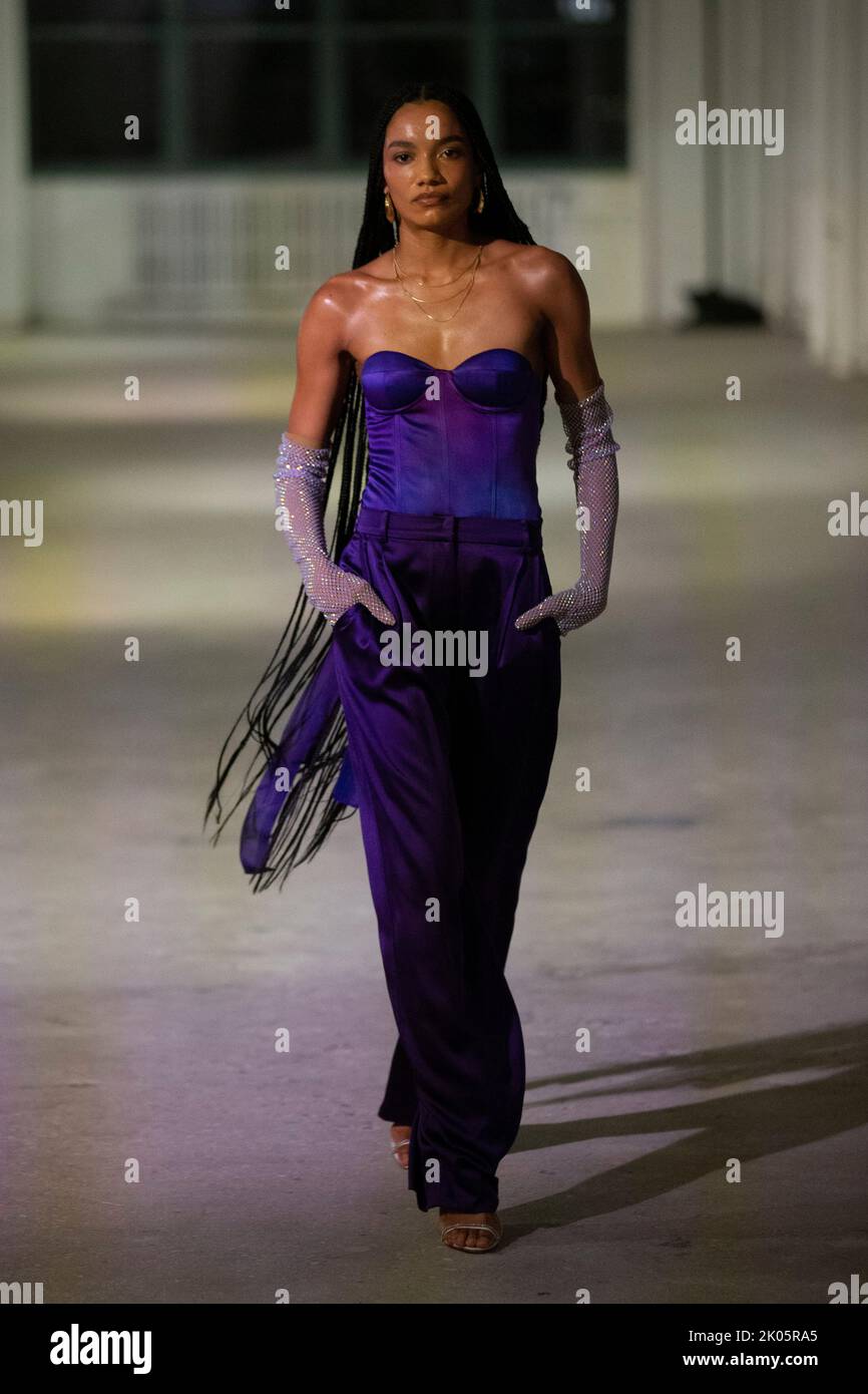 New York, USA. 09th Sep, 2022. A model walks on the runway at the Fe