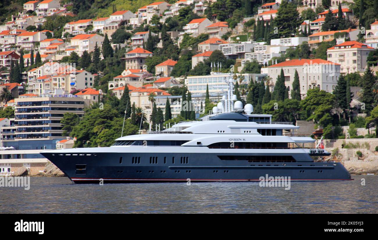 QUEEN K luxury yacht anchored off Dalmatian coast, Dubrovnik, Croatia Stock Photo