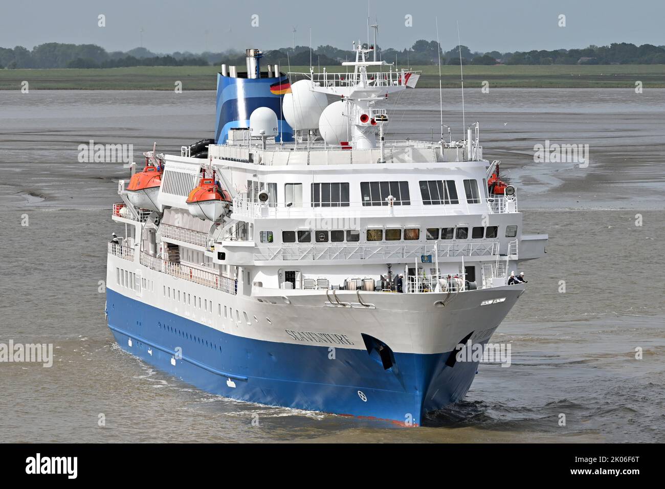 Expedition-Cruiseship SEAVENTURE arrives at Bremerhaven Stock Photo