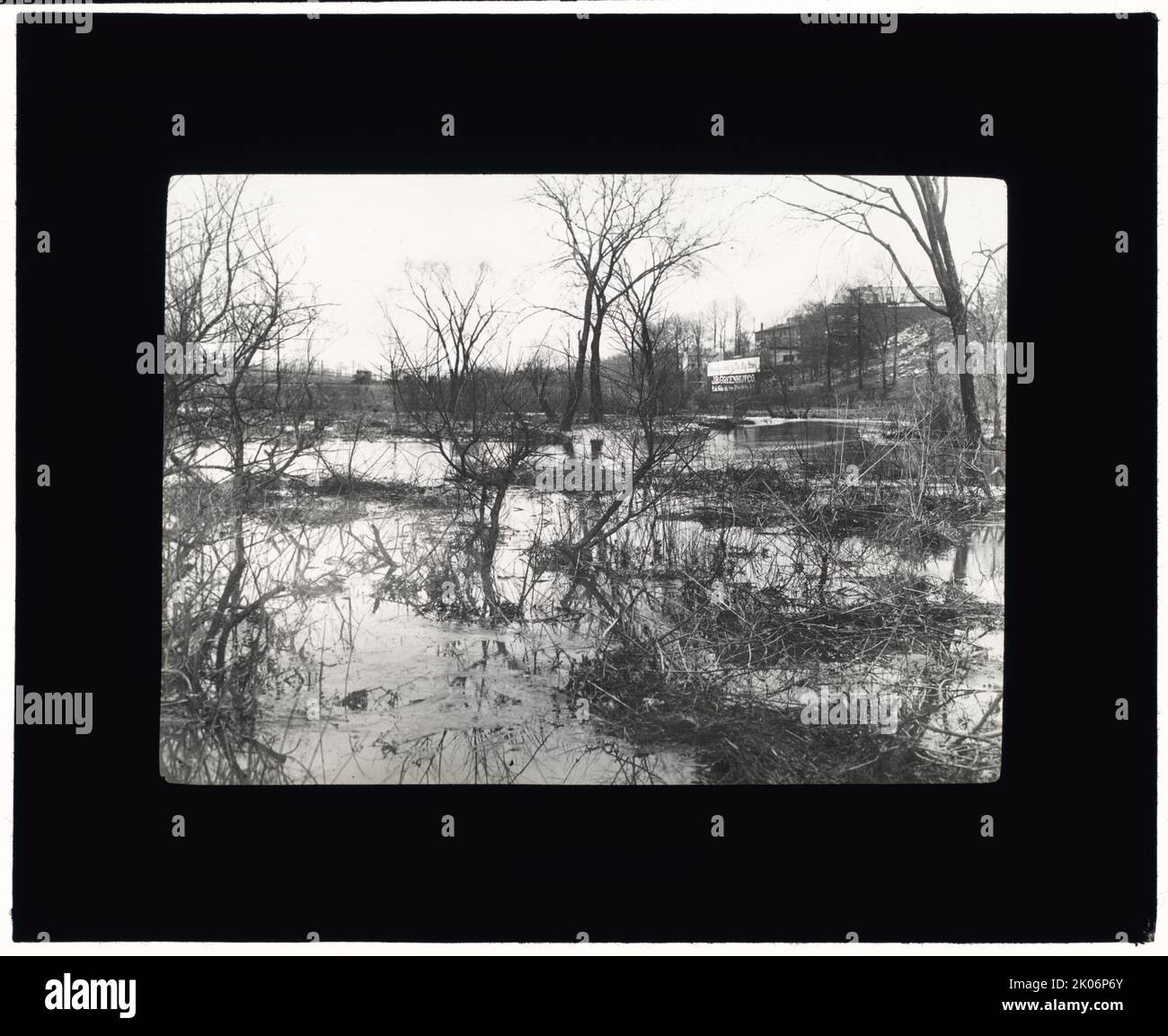 Before at Wakefield, New York City, through driveway was built, c1907