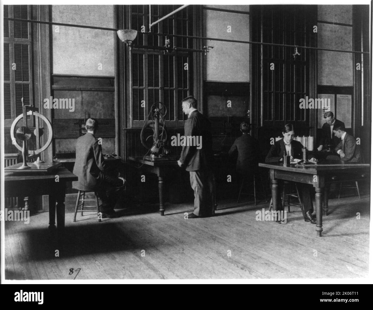Physics laboratory, Eastern High School, (1899 Stock Photo Alamy
