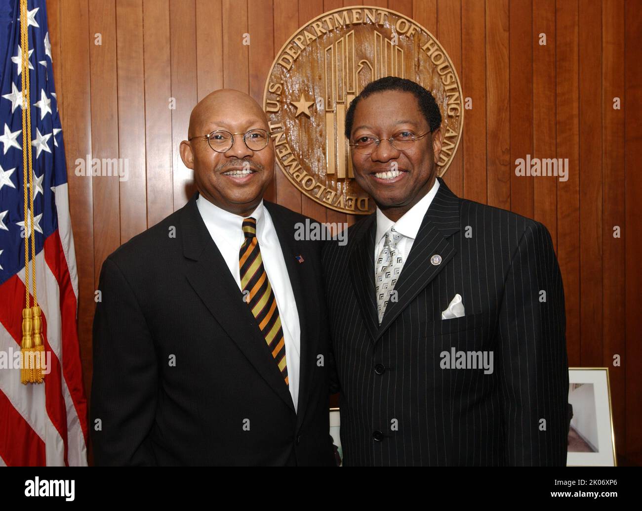 Secretary Alphonso Jackson at HUD headquarters with members of