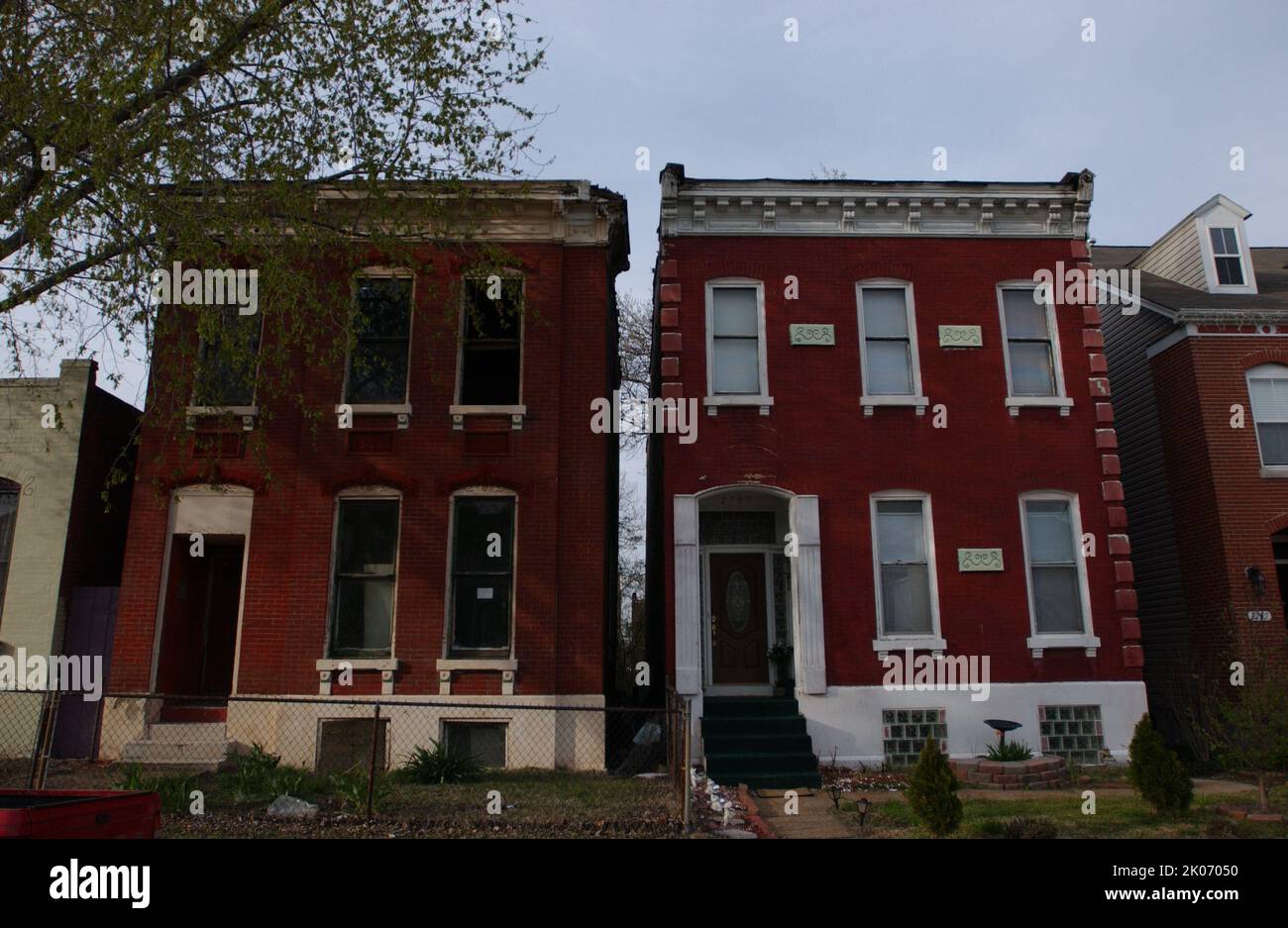 St. Louis, Missouri. Select views City scenes, neighborhoods, housing
