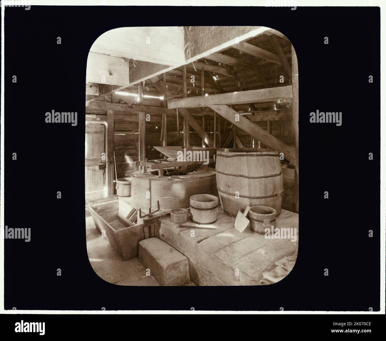 Drummond Mill, store, and cabin, Lee Mont vicinity, County, Virginia, between c1930 and