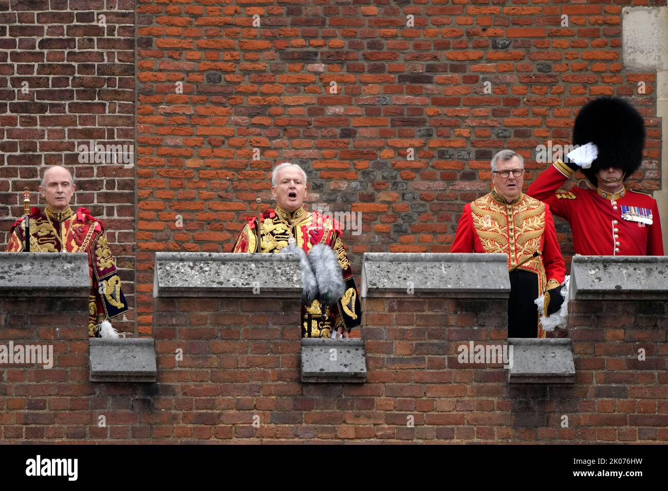 Garter Principle King of Arms, David Vines White (centre) reads the proclamation of new King following the Accession Council ceremony at St James's Palace, London, where King Charles III is formally proclaimed monarch. Charles automatically became King on the death of his mother, but the Accession Council, attended by Privy Councillors, confirms his role. Picture date: Saturday September 10, 2022. Stock Photo