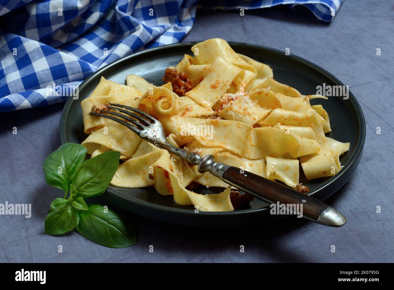 Homemade Pasta from Scratch Recipe - strickideen - How To Roll Pasta For Italian Ribbon Shapes