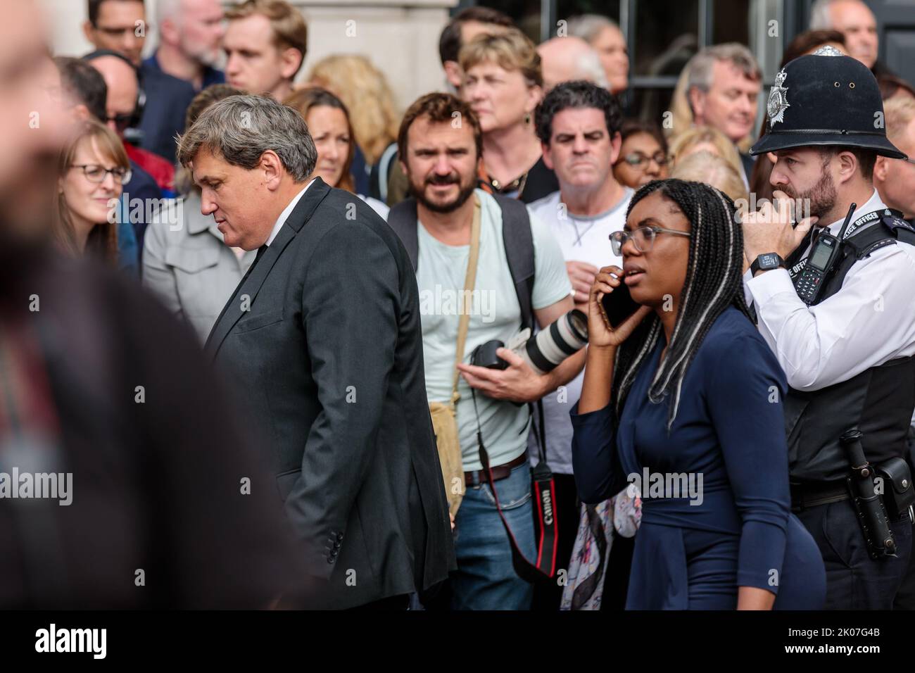 St James's Palace, London, UK. 10th September 2022. Education Secretary, Kit Malthouse and Kemi Badenoch, Secretary of State for International Trade and President of the Board of Trade, departing from St James's Palace following the proclamation of His Majesty King Charles III. Amanda Rose/Alamy Live News Stock Photo