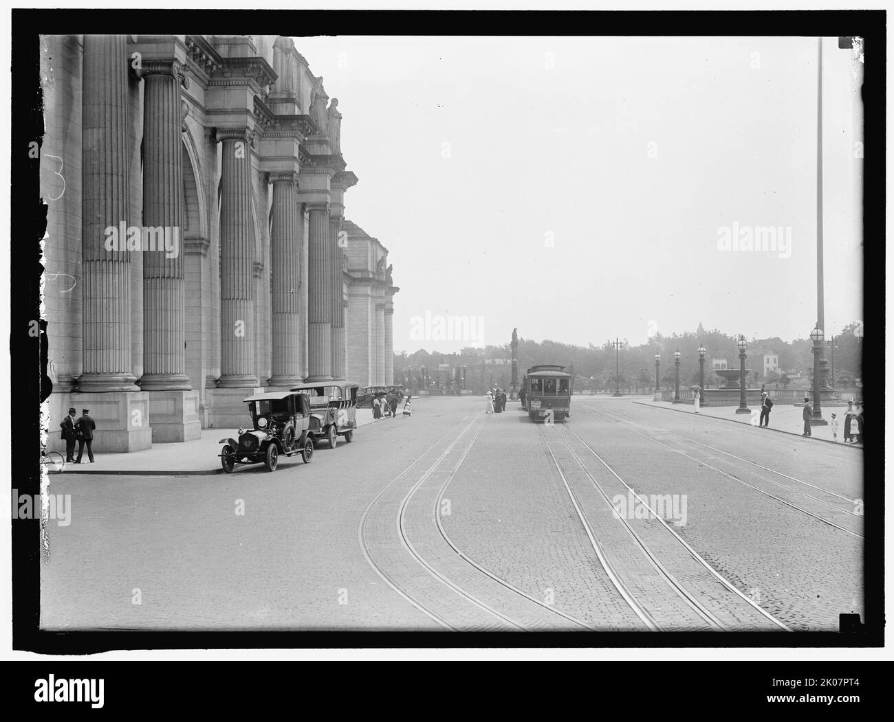 Union Station scene, between 1913 and 1917. Stock Photo