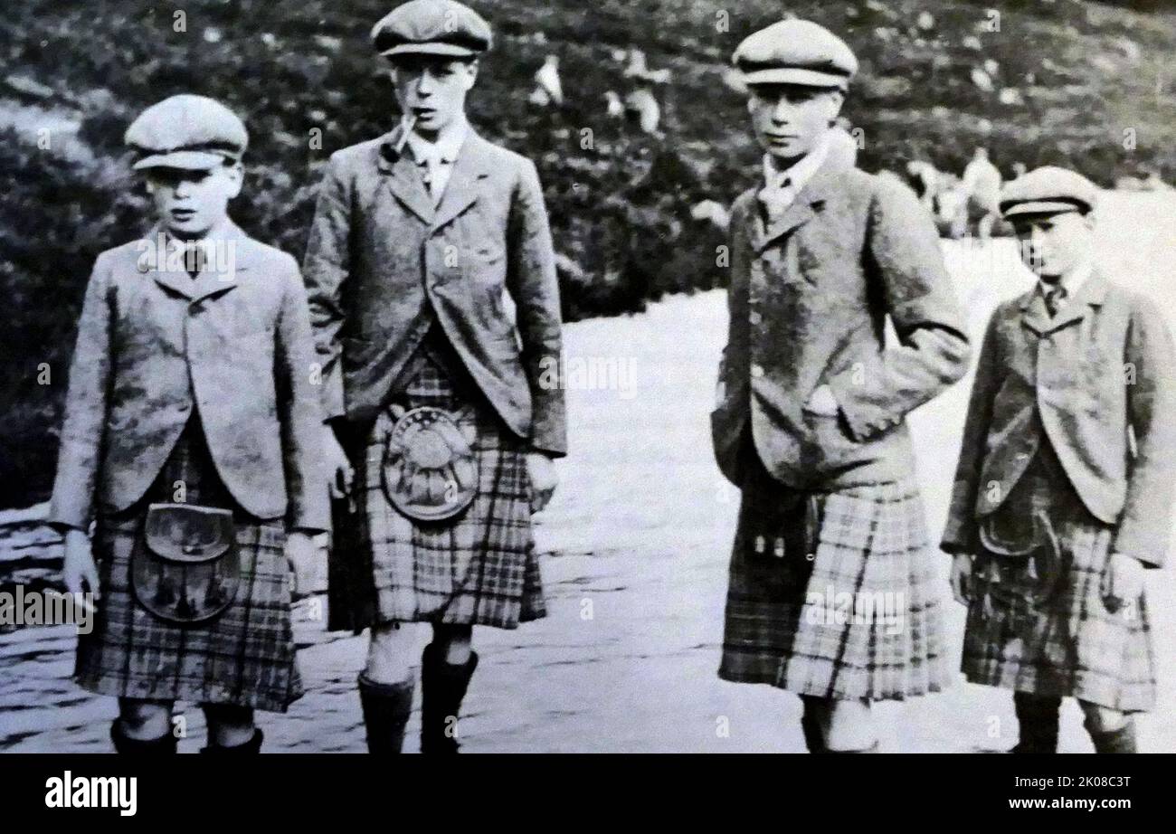 Prince Edward with his brothers George, Bertie and Henry in Scottish loch. Edward VIII (Edward Albert Christian George Andrew Patrick David; 23 June 1894 - 28 May 1972) was King of the United Kingdom and the Dominions of the British Empire and Emperor of India from 20 January 1936 until his abdication in December of the same year Stock Photo