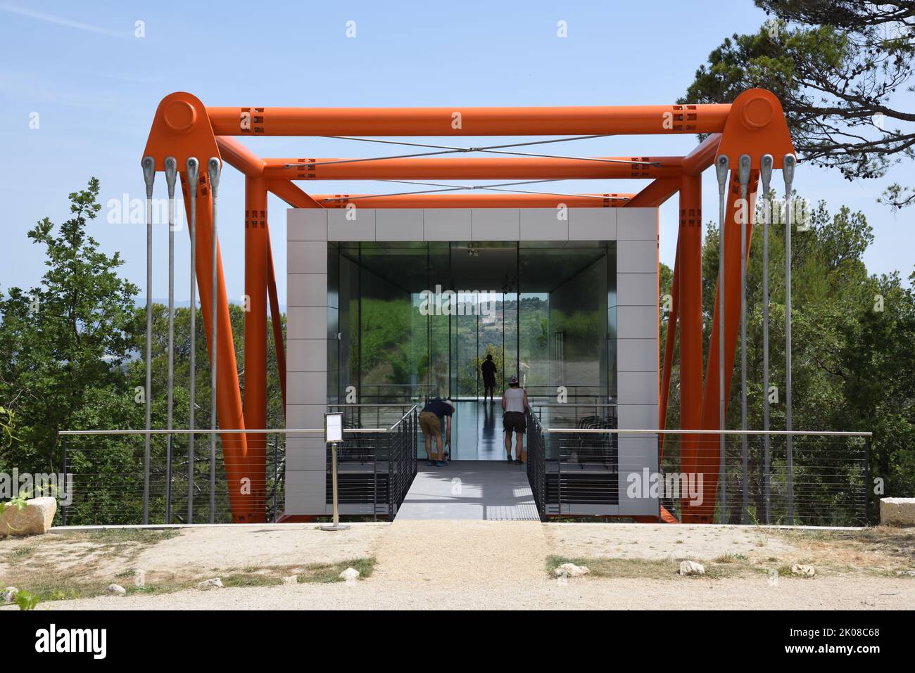 Hi Tech Metal Frame or Framework of Richard Rogers Exhibition Gallery (built 2021) Domaine La Coste or Château La Coste Provence France Stock Photo