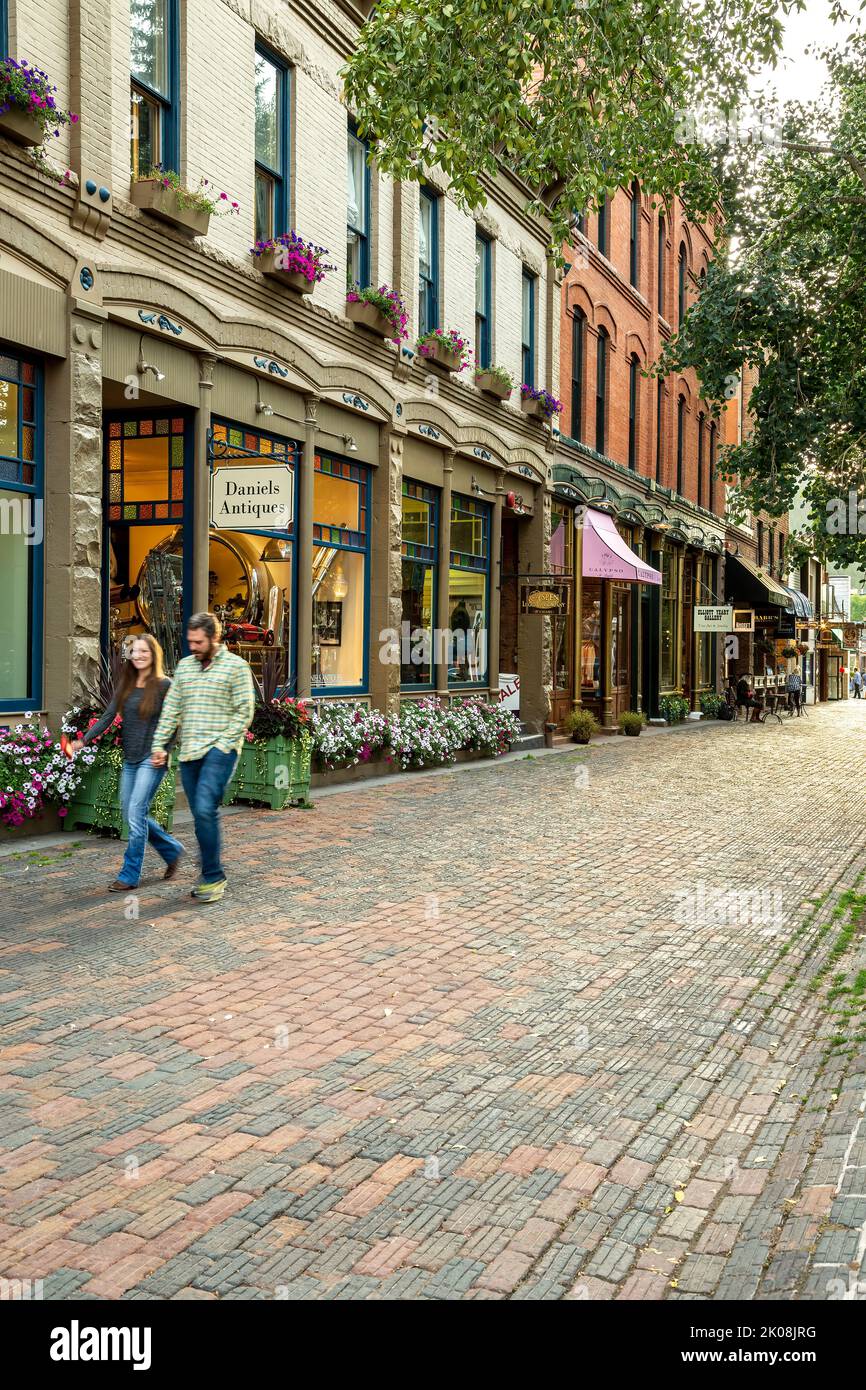 Street scene, Hyman Avenue Mall, Aspen, Colorado USA Stock Photo Alamy