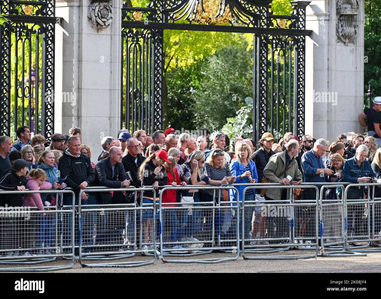 London UK 10th September 2022 - Crowds line The Mall in London outside St James's Palace where Charles III was formally proclaimed as king today at 11am : Credit Simon Dack / Alamy Live News Stock Photo