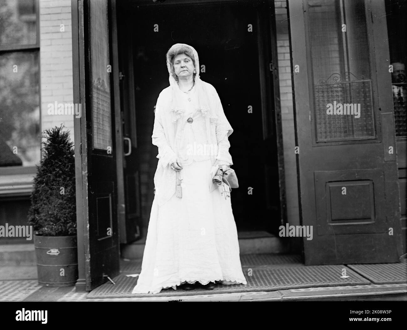 Dolly Madison Breakfast - Miss Nannie Randolph Heth, 1912. Society occasion, USA. Ann Randolph Heth was the daughter of General Heth of the Confederate army. Stock Photo