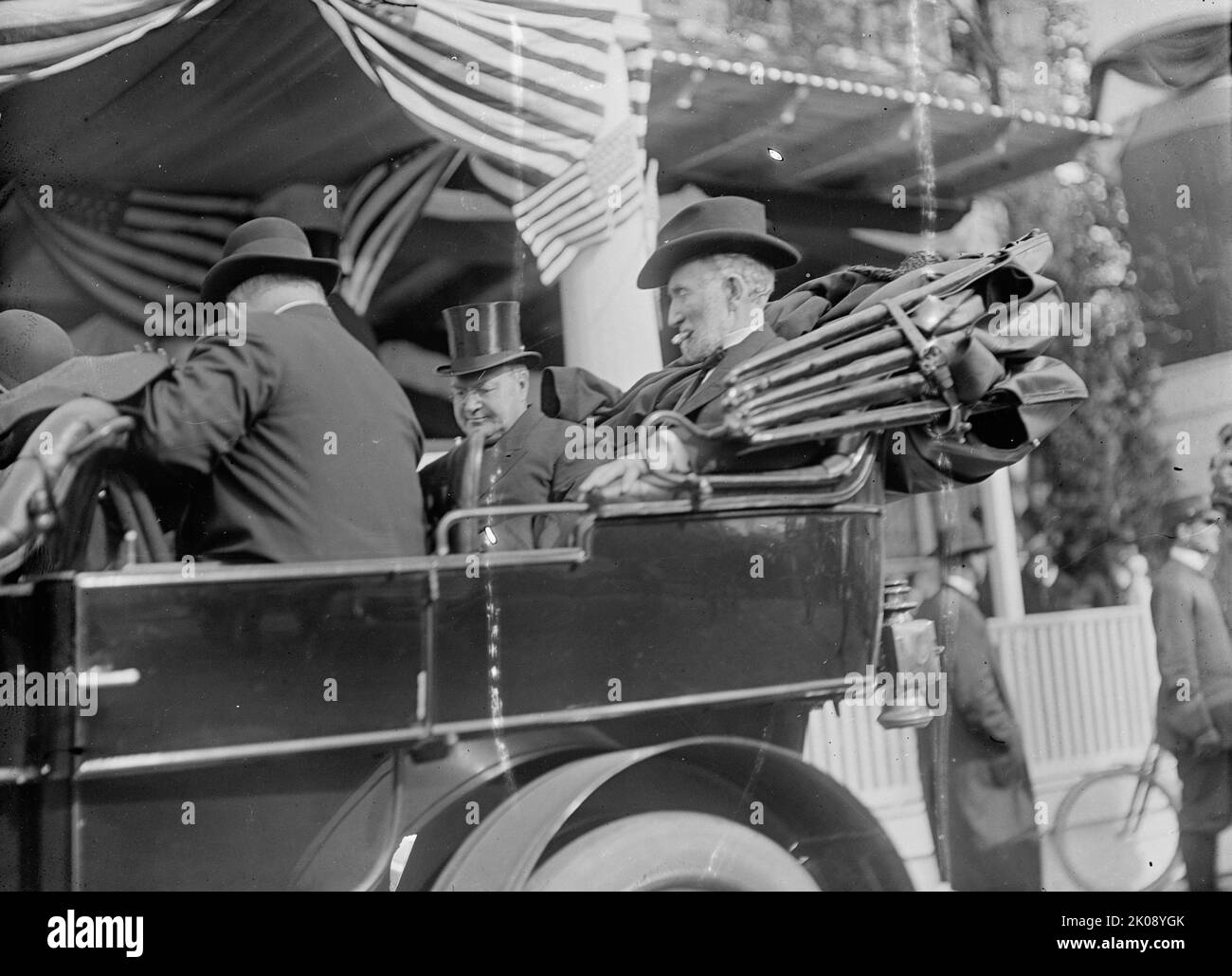 Joseph Gurney Cannon, Rep. from Illinois, Right, with Vice President Sherman, 1911. [US politicians: James S. Sherman, and Joseph Gurney Cannon, Representative 1873-1891, 1893-1913, 1915-1923, Speaker of The House, 1903-1911]. Stock Photo