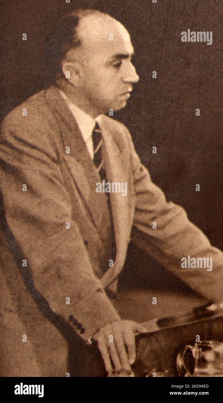 The Fifty Nine Nations assembly at the General Assembly Hall at Flushing Meadow, New York on Saturday, 29 November 1947. Photograph of Alexis Kyrou, Greek delegate. Stock Photo