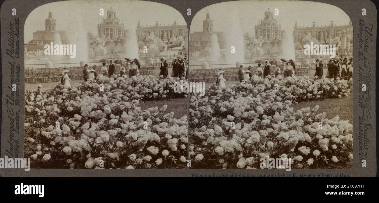 Blooming flowers and dancing fountains before E. Pavillion of Festival Hall, World's Fair, St. Louis, USA. By Underwood & Underwood, 1904. Photographic print on stereo card. Stock Photo