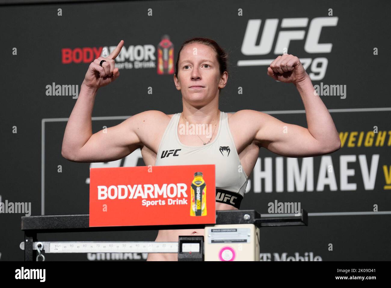 Elyse Reed LAS VEGAS, NV - September 9: Elise Reed steps on the scale for the ...