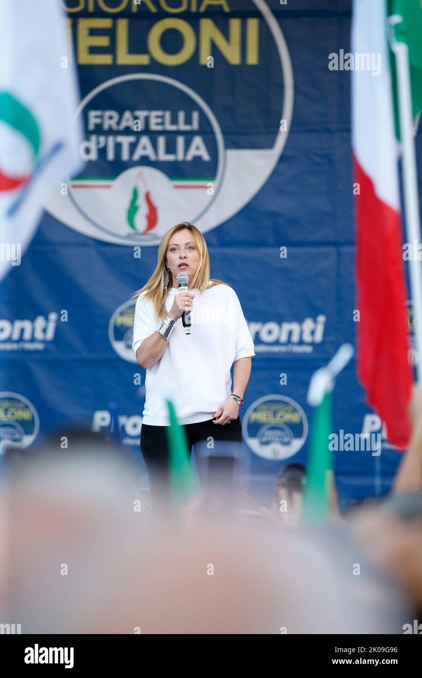 Head of the Brothers of Italy (FdI) party, Giorgia Meloni speech from the stage in Mestre Metropolitan city of Venice 10th September 2022 Stock Photo