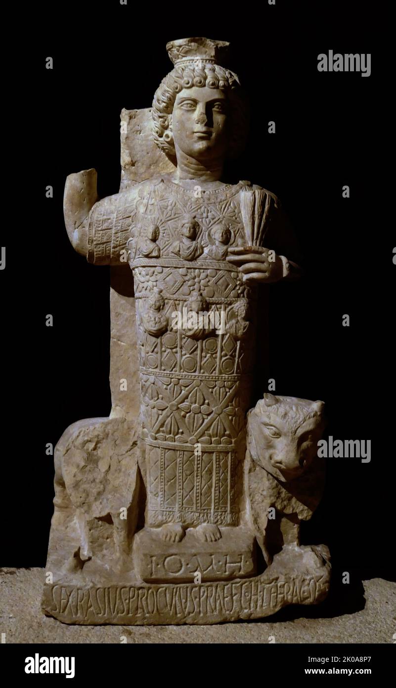 The statue dedicated to Jupiter Heliopolitanus by Sextus Proculus, the commander of the 2nd Cohort. Limestone Sukhne, north east of Palmyra. Roman period 2nd century AD. Stock Photo