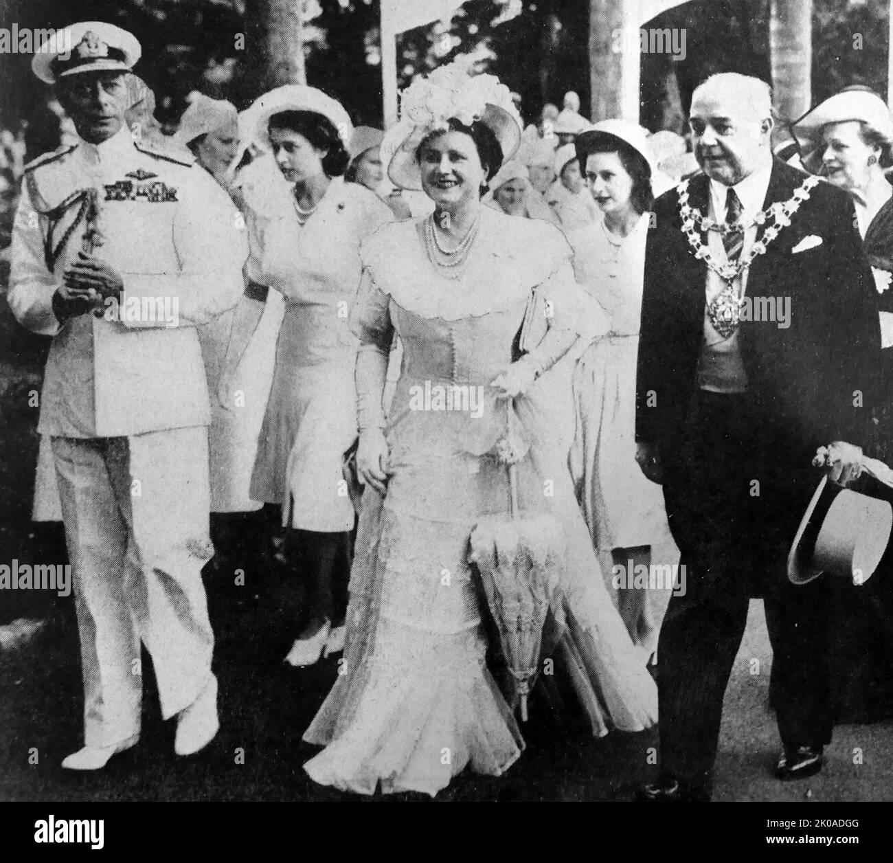 Other & unclassified - O) 1947 SOUTH AFRICA, BRITISH ROYAL FAMILY, KING  GEORGE AND QUEEN ELIZABETH, PRINCESSES MARGARET ROSE AND ELIZABETH, GEO