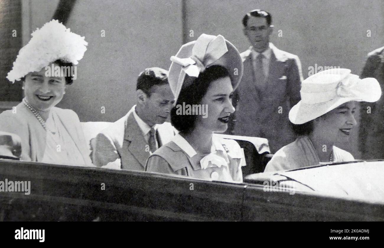 King George VI of England with Queen Elizabeth, Princess Margaret and Princess Elizabeth on their royal tour of South Africa Stock Photo