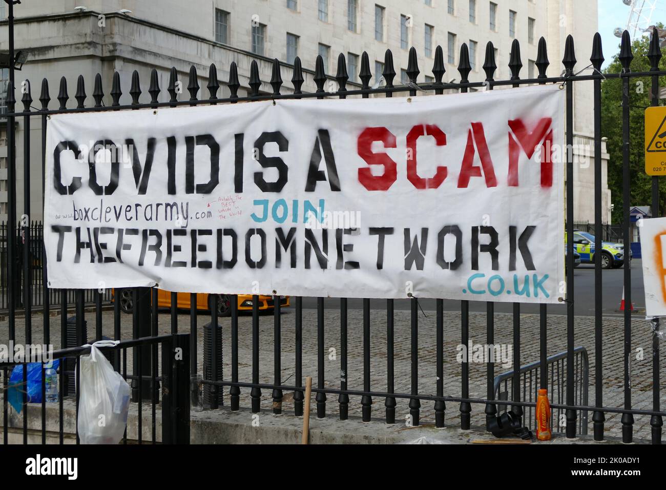 Anti-Vaccine protest poster, during the Covid-19 Coronavirus pandemic. London, 2022 Stock Photo