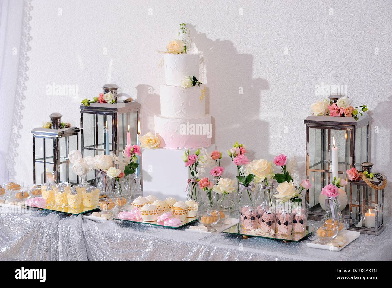 cake, cakes, ceremonial, candy bar, ceremonies, ceremony, cuisine, cuisines, culinary, dessert, dessert topping, dessert toppings, desserts, Stock Photo