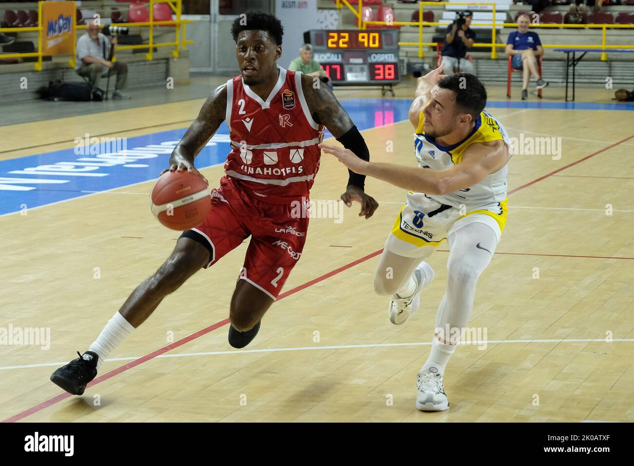 Italian basketball league hi-res stock photography and images - Alamy