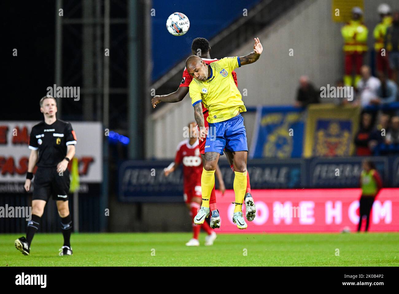 Beveren's Luiz Everton heads the ball during a soccer match between SK Beveren and SL16 (Standard Liege u23), Saturday 10 September 2022 in Beveren-Waas, on day 5 of the 2022-2023 'Challenger Pro League' 1B second division of the Belgian championship. BELGA PHOTO TOM GOYVAERTS Stock Photo